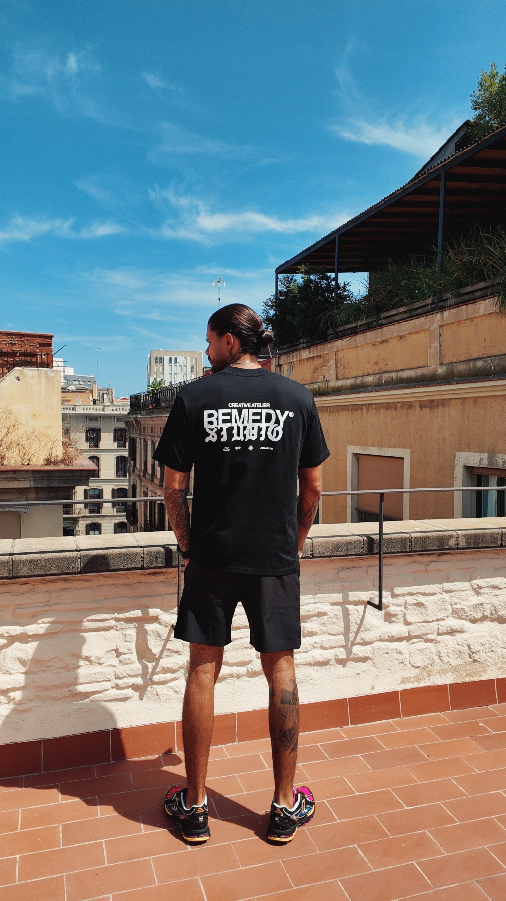 Creative Atelier RMDY. Graphic Tee Black